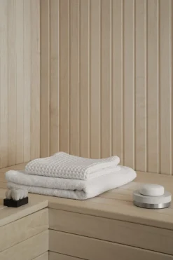 Blomus - Bath Towel - White - RIVA
