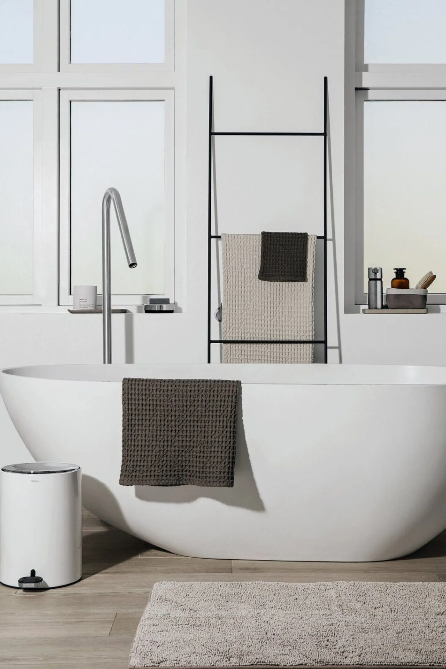 Blomus - Tray - Anthracite - ARA