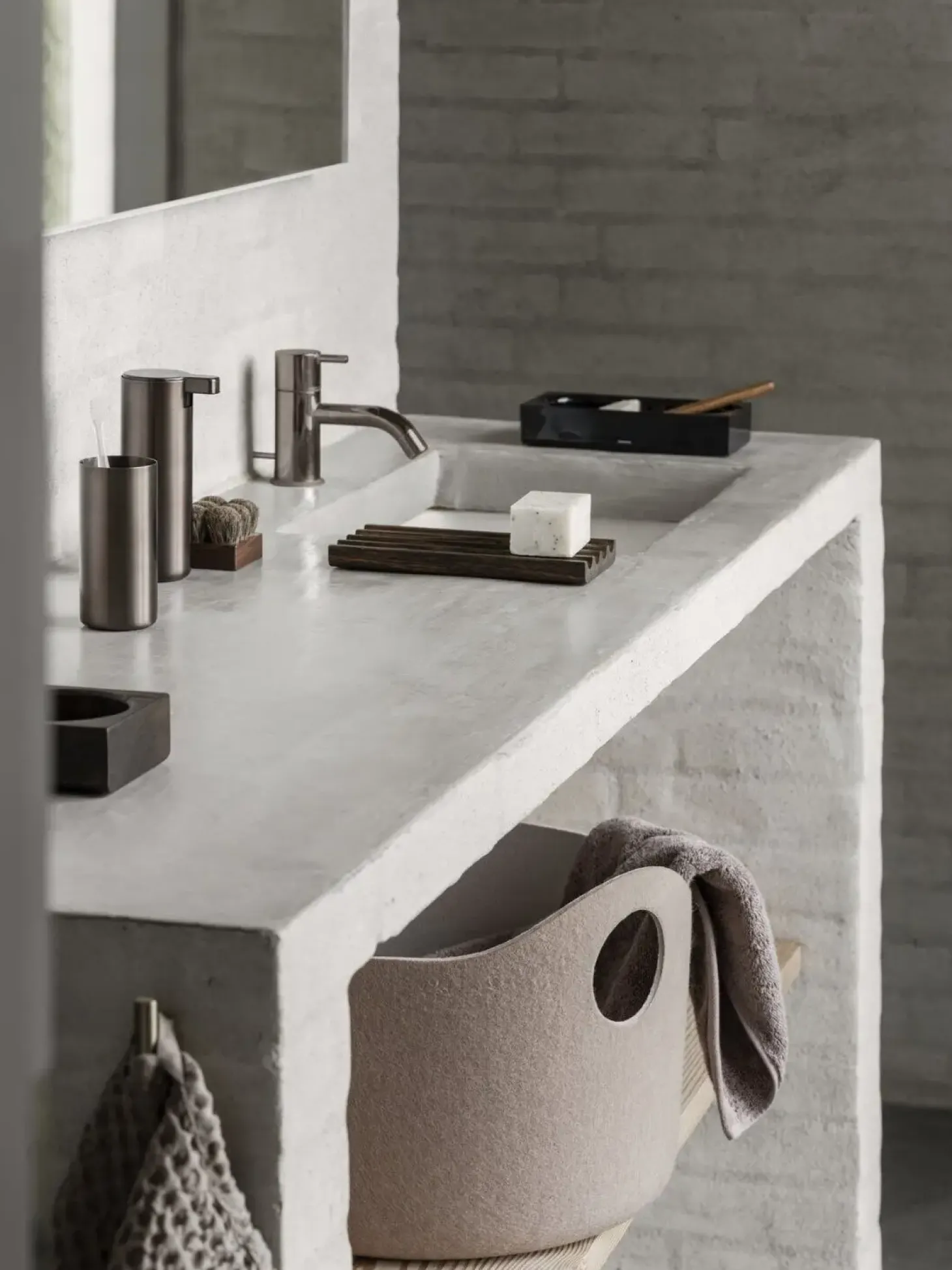 Blomus - Tray - H 4cm, B 20 cm, T 10 cm - MODO