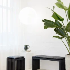Cinas - Rib bænk 104x35cm mahogni mat sort