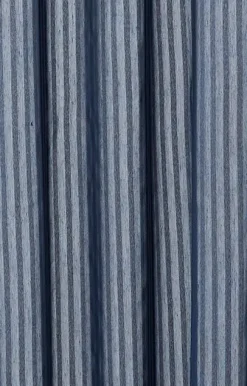 Compliments - Badeforhæng - Lines shower curtain w/eyelets 220 cm - Mørk blå