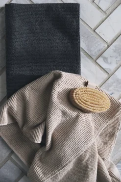 Compliments - Slow Towel 70x140 cm - grey