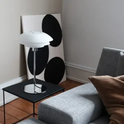 Dyberg Larsen - DL31 Opal bordlampe - Opal/Krom