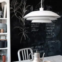 Dyberg Larsen - DL45 pendel Lampe - Mat hvid, 45 cm x 13 cm