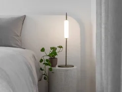 Ekta Living - Bordlampe - Dunhammer - Bronzed Brass