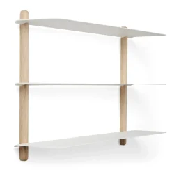 Gejst - NIVO A væghylde - Hvid - Lys Eg - 42 x 64 cm