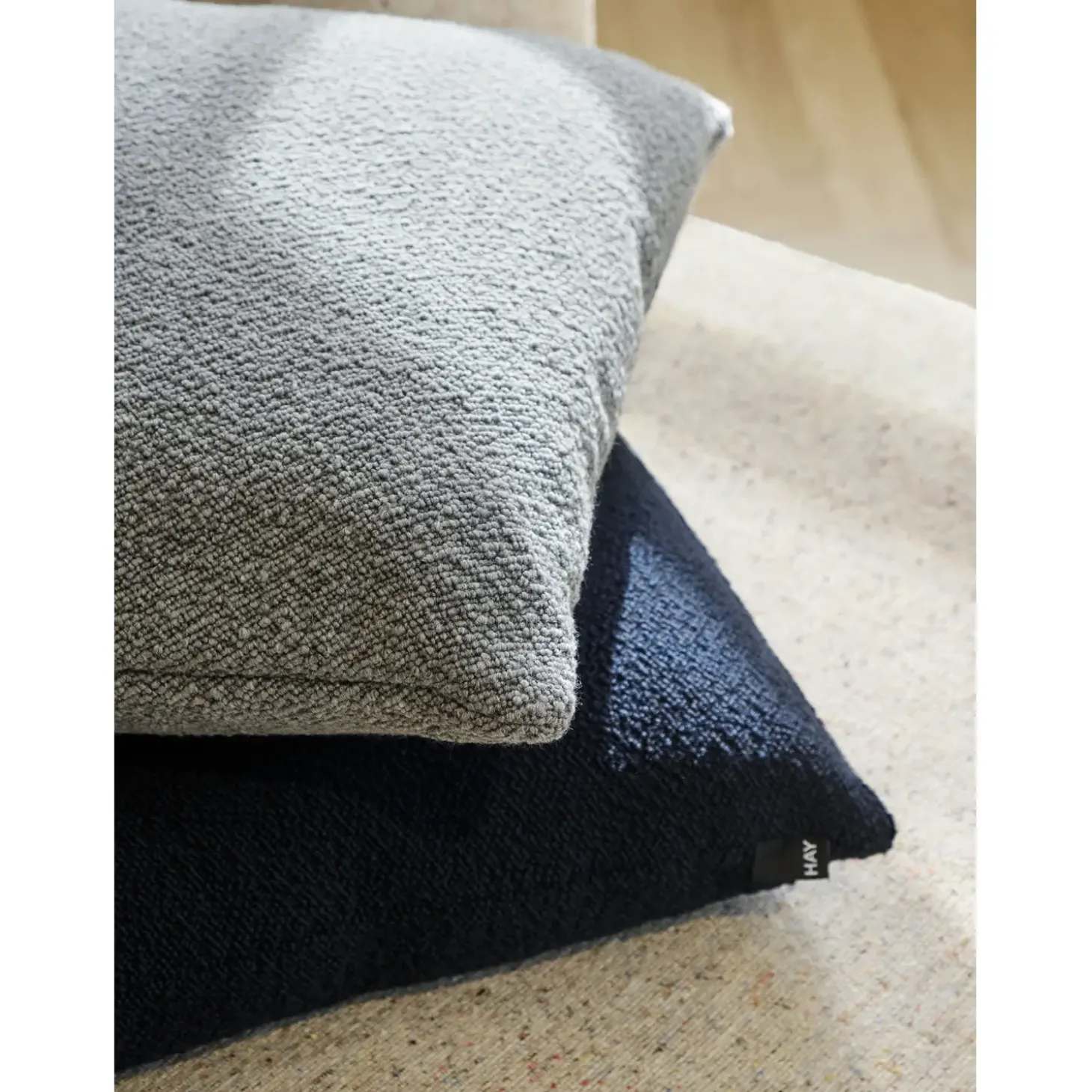 Hay pude - Texture Cushion - Grey - 50x50 cm