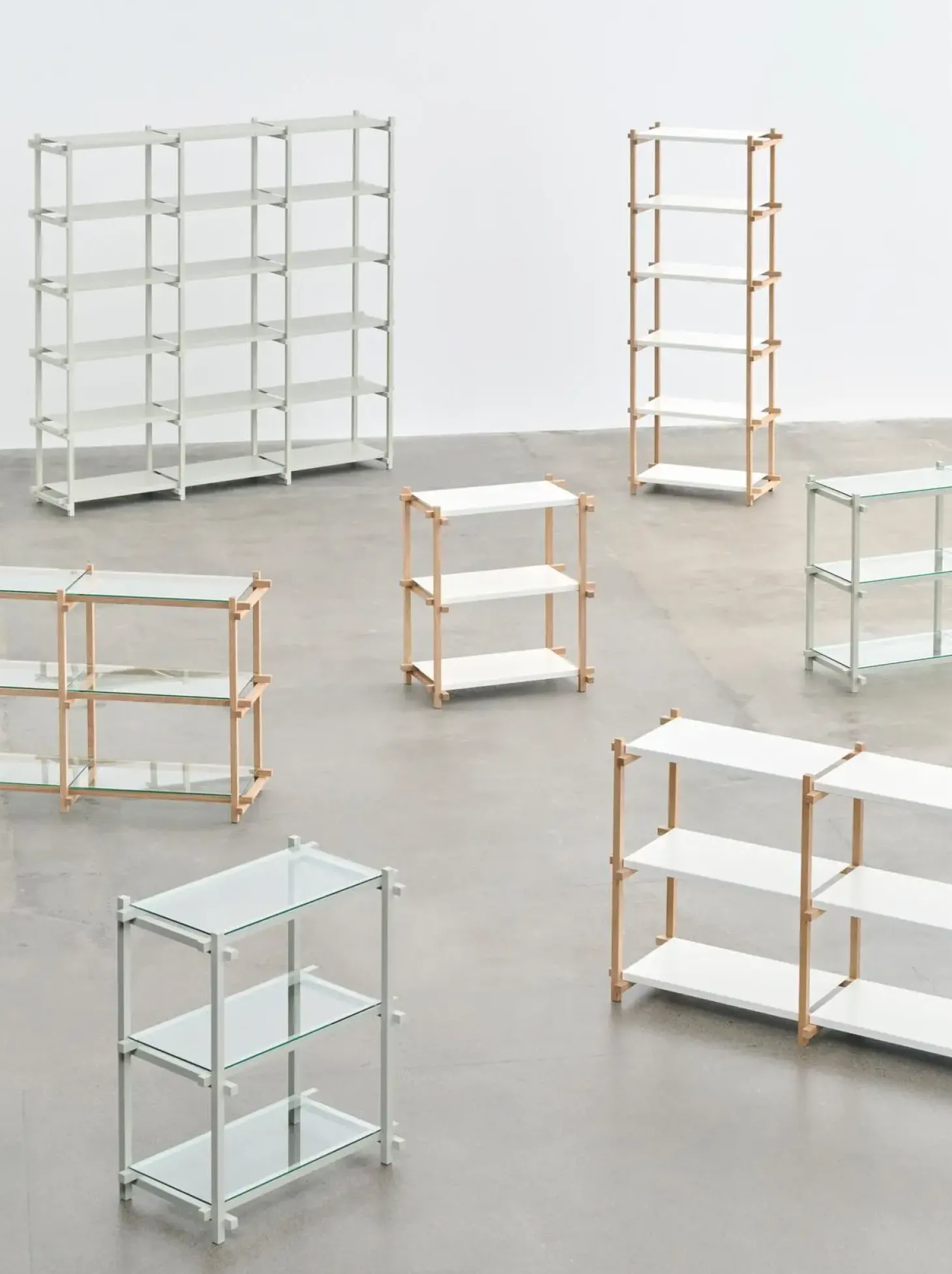 Hay - Woody Shelving 2.0 Column Low - Klar Glas/Eg - 9 hylder