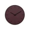Hemverk - Vægur - Mørk Eg/Burgundy - Sorte visere - Ø38 cm