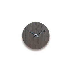 Hemverk - Vægur - Mørk eg - Ø12 cm - Sorte visere