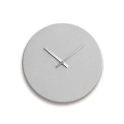 Hemverk - Vægur - Shape - Lys grå - Sølv visere - Ø28 cm