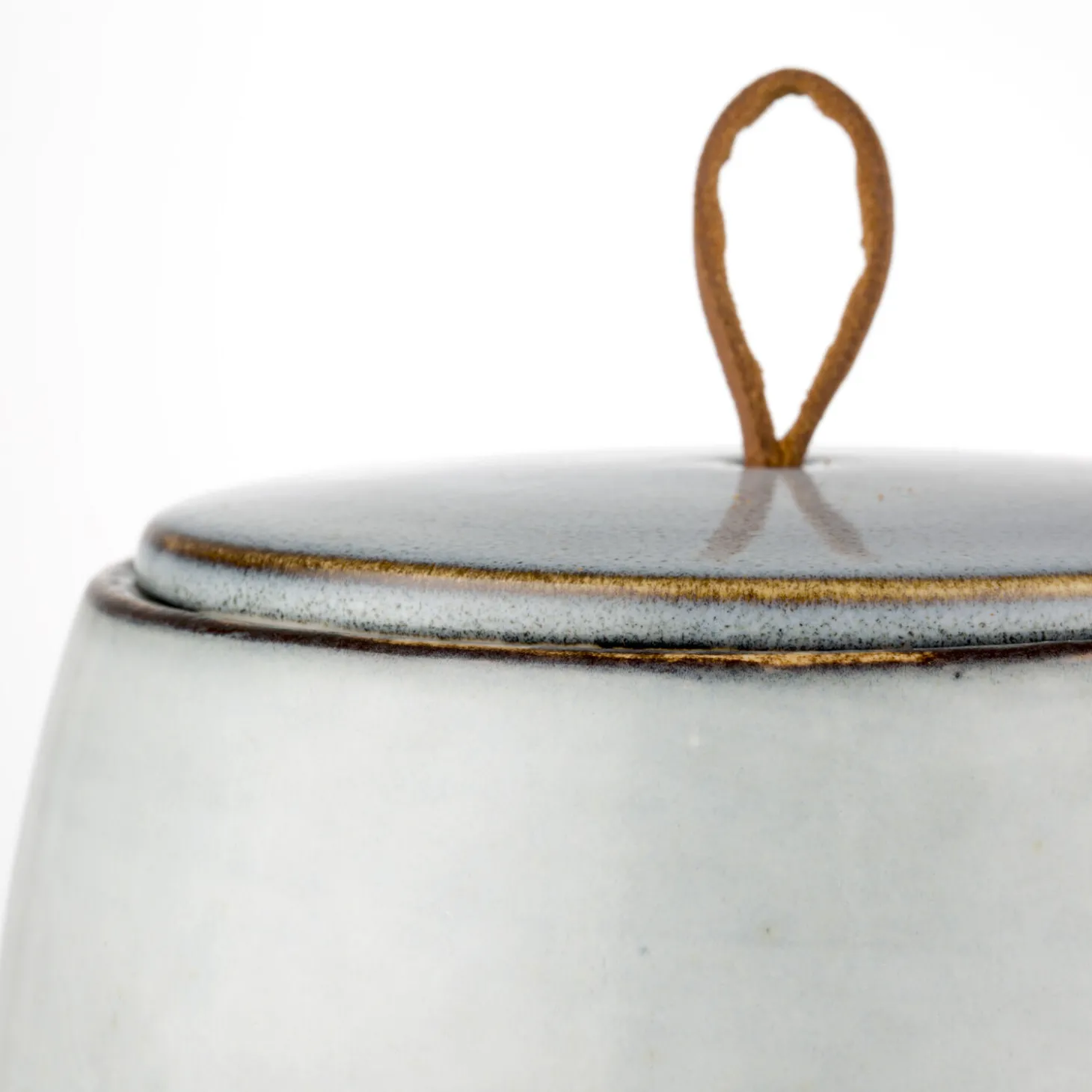 Lene Bjerre - Amera krukke H10,5 cm. grå