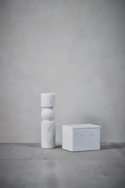 Lene Bjerre - Ellia Marmor lysestage H30 cm. hvid