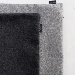 Louise Smærup - Pude Boule - Black (50x50 cm)