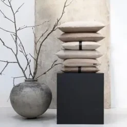 Louise Smærup - Pude Phobos - Light Sand (40x60 cm)