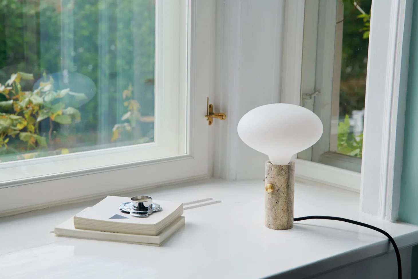 Made By Hand - Bordlampe - Core Table - Nero Marquina