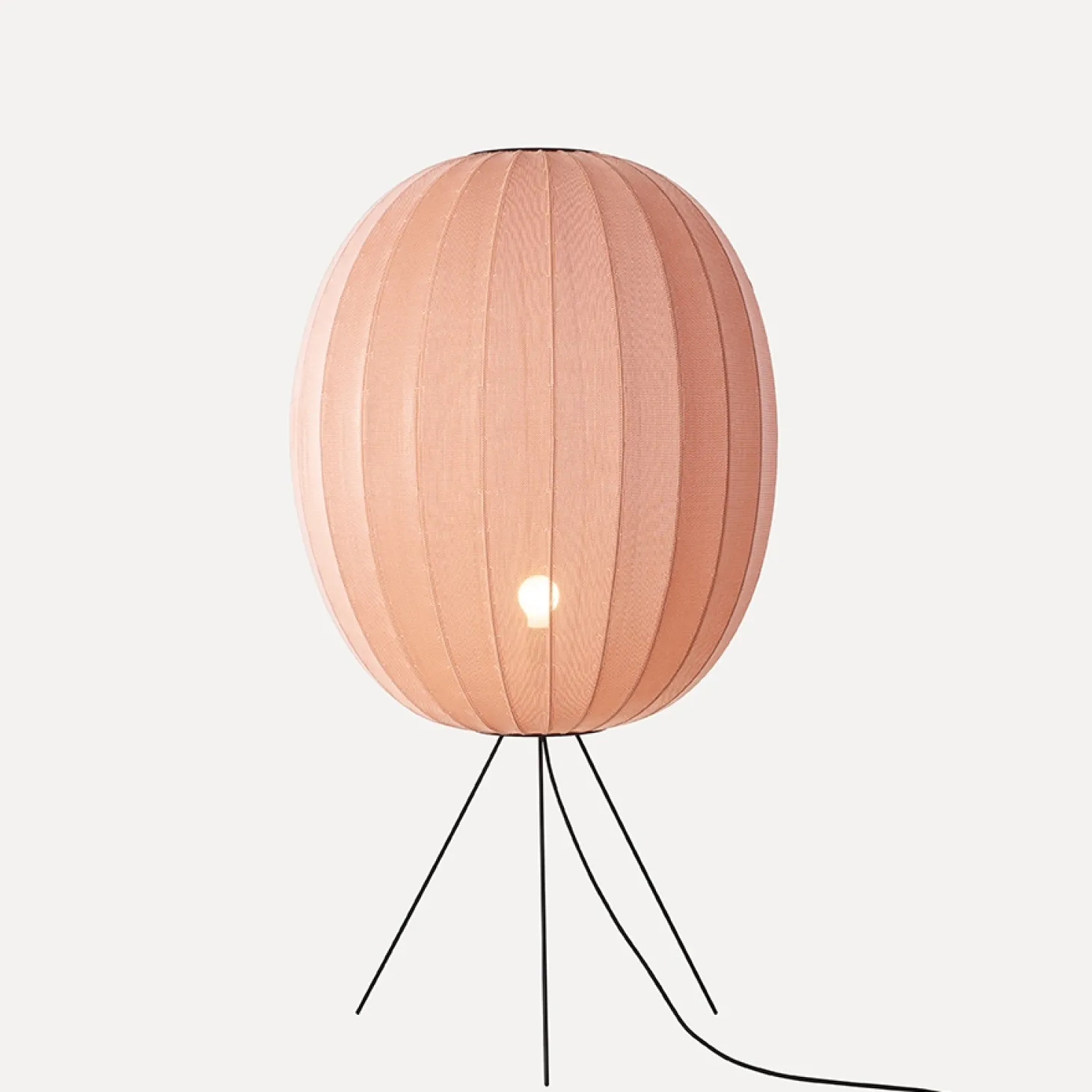 Made By Hand - Gulvlampe - Knit-Wit 65 High Oval Floor Medium - Coral