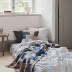 Mette Ditmer - DIAGONAL-sengesæt - Light grey/Sand - W140 x L220 cm