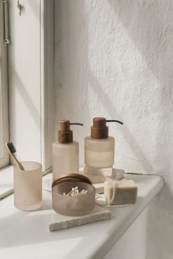 Mette Ditmer - MODEST-sæbedispenser - Kit - Ø7,5 x H18 cm