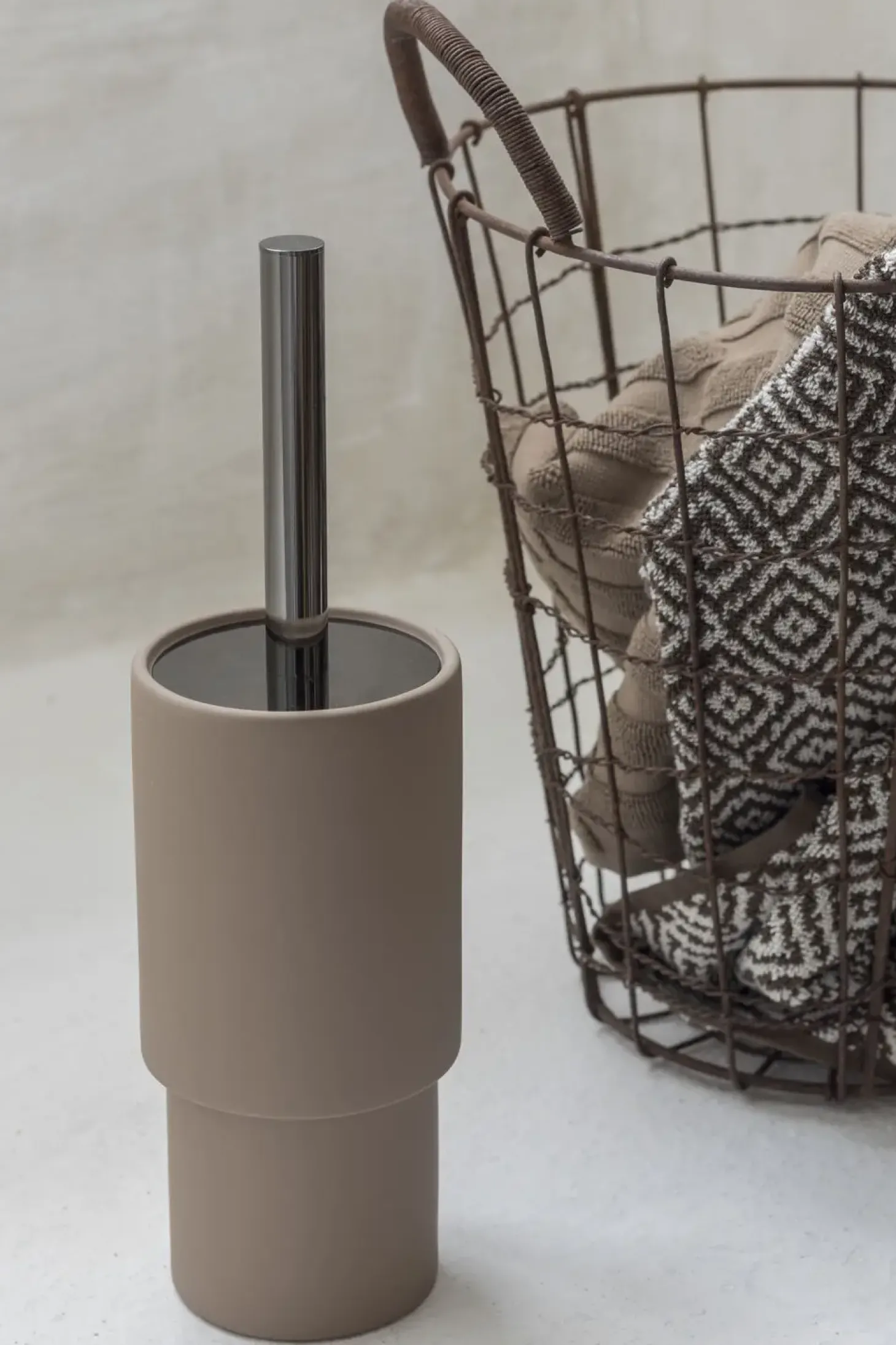 Mette Ditmer - SHADES-toiletbørsteholder - Nougat