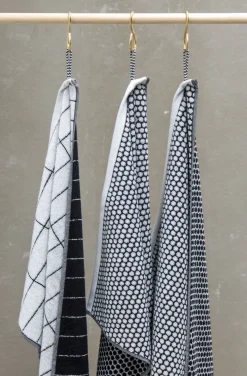 Mette Ditmer - TILE gæstehåndklæde, 2 stk., Sort / Off-white