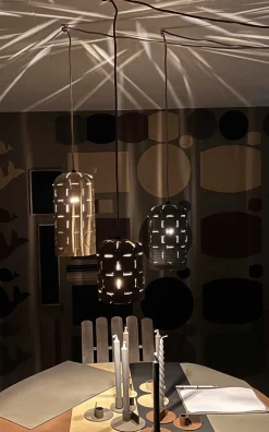 MiLLE W NORDISK DESIGN - Polar Lights - Pendel - Grå læder - Medium