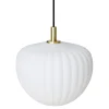 Moudhome - Lampe - MOMA pendel - Opal glas og børstet Messing