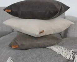 Skriver Collection - Pude - Hotmadi - brun - 40x60 cm