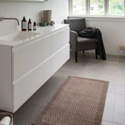 Tica Copenhagen - Smudsmåtte - Dots - Sand/beige - 67x120 cm