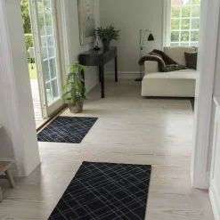 Tica Copenhagen - Smudsmåtte - Lines - Sort/grå - 60x90 cm