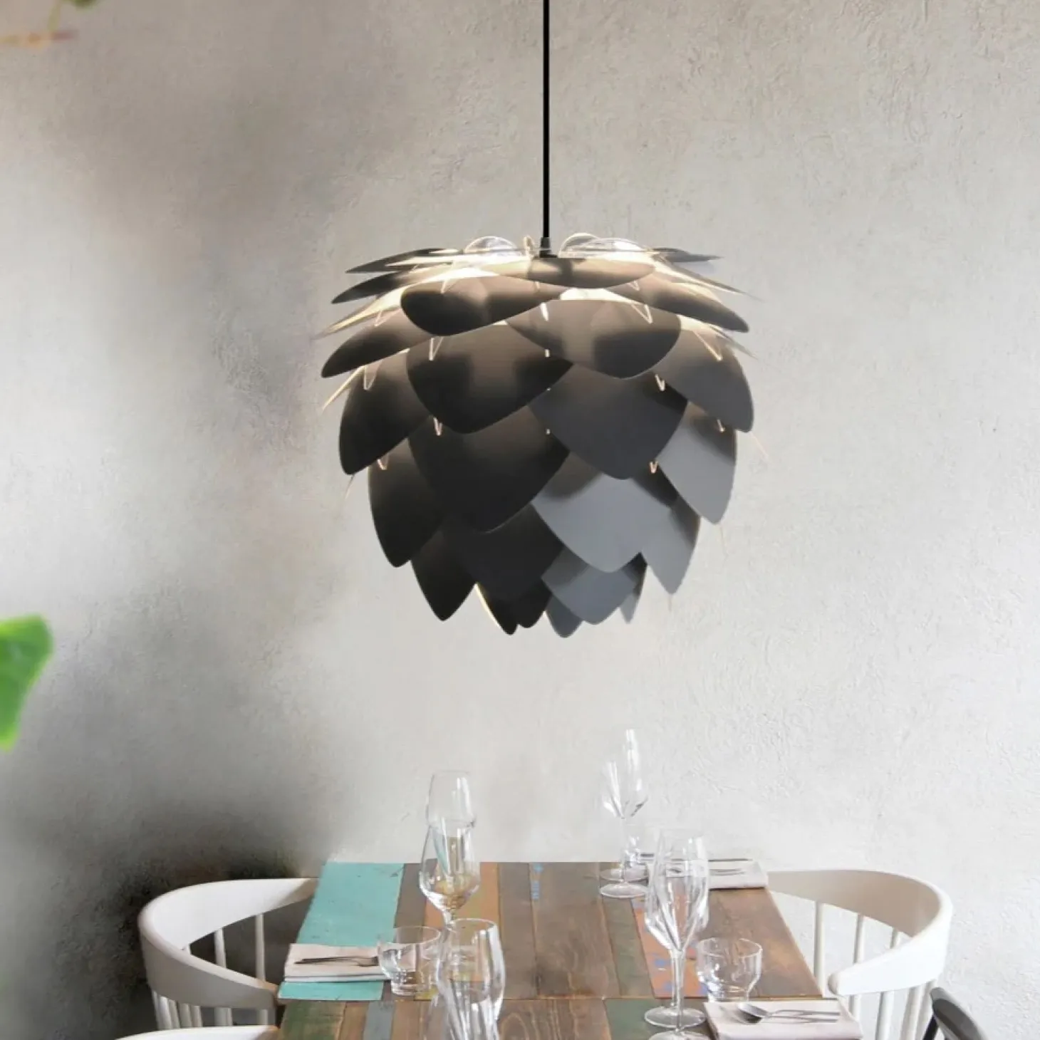 Umage - Lampeskærm - Aluvia Pendel - Anthracite grey - Medium Ø59 cm