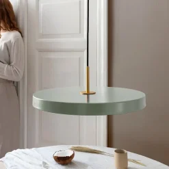 Umage - Pendel - Asteria - Messingtop/Nuance olive - Medium Ø43 cm