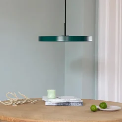 Umage - Pendel m/ messingtop - Asteria - Forest green - Medium Ø43 cm