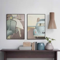 VISSEVASSE - Vespa-pigen plakat - 30x40 cm